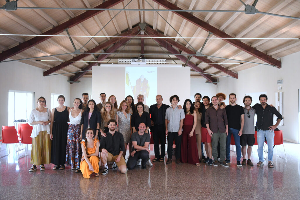 image: I 21 partecipanti insieme a Baliani, Pedrazzini, Magnelli_FotoDELPAPA-(5)